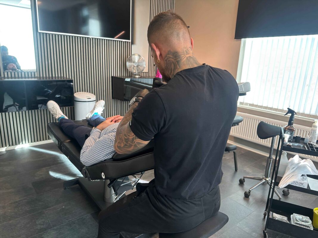 Hårpigmentering (Scalp Micropigmentation) i Göteborg & Stockholm hos Made Hair Academy | ledande klinik inom hårpigmentering i Sverige sedan 2019